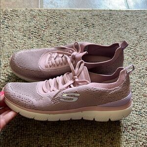 Skechers Pink Sneakers with Knit Texture and Memory Foam